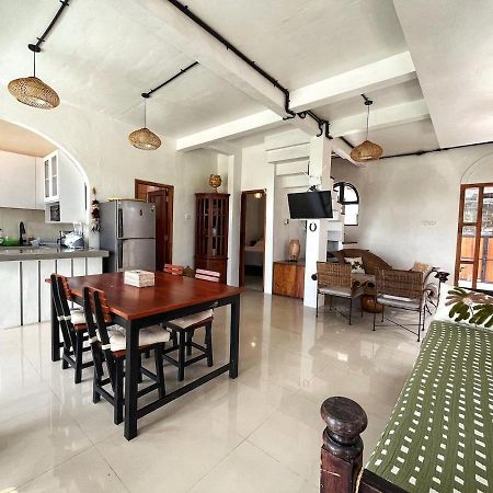 Villa De La Rose 1 Bedroom Ungasan Екстериор снимка