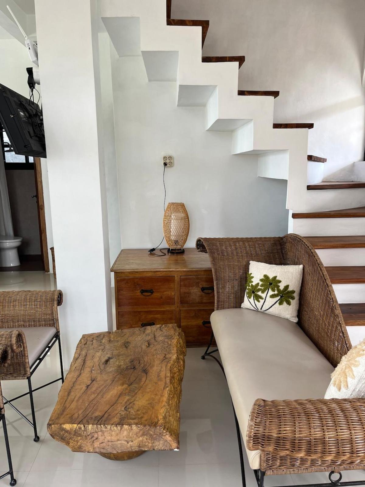 Villa De La Rose 1 Bedroom Ungasan Екстериор снимка